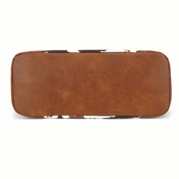 Brown Cow Print Purse NWT - Picture 2 of 6